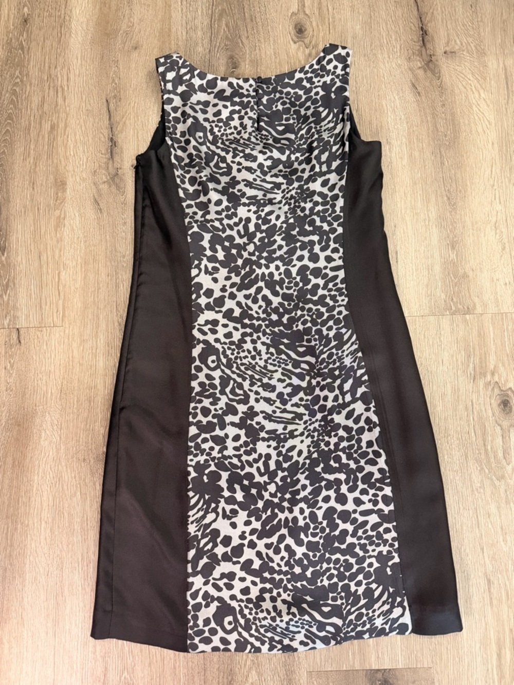 Ann Taylor Black and White Animal Print Sheath Dress - Picture 8 of 9
